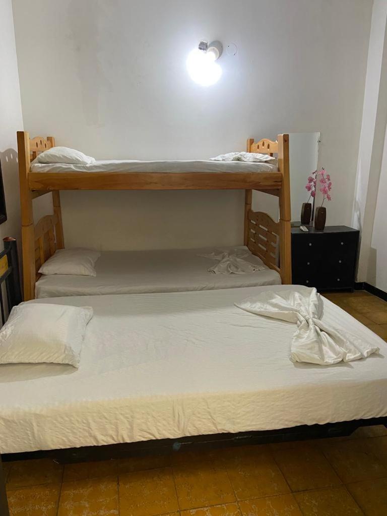 Hospedaje Carmelita โตไกมา ภายนอก รูปภาพ
