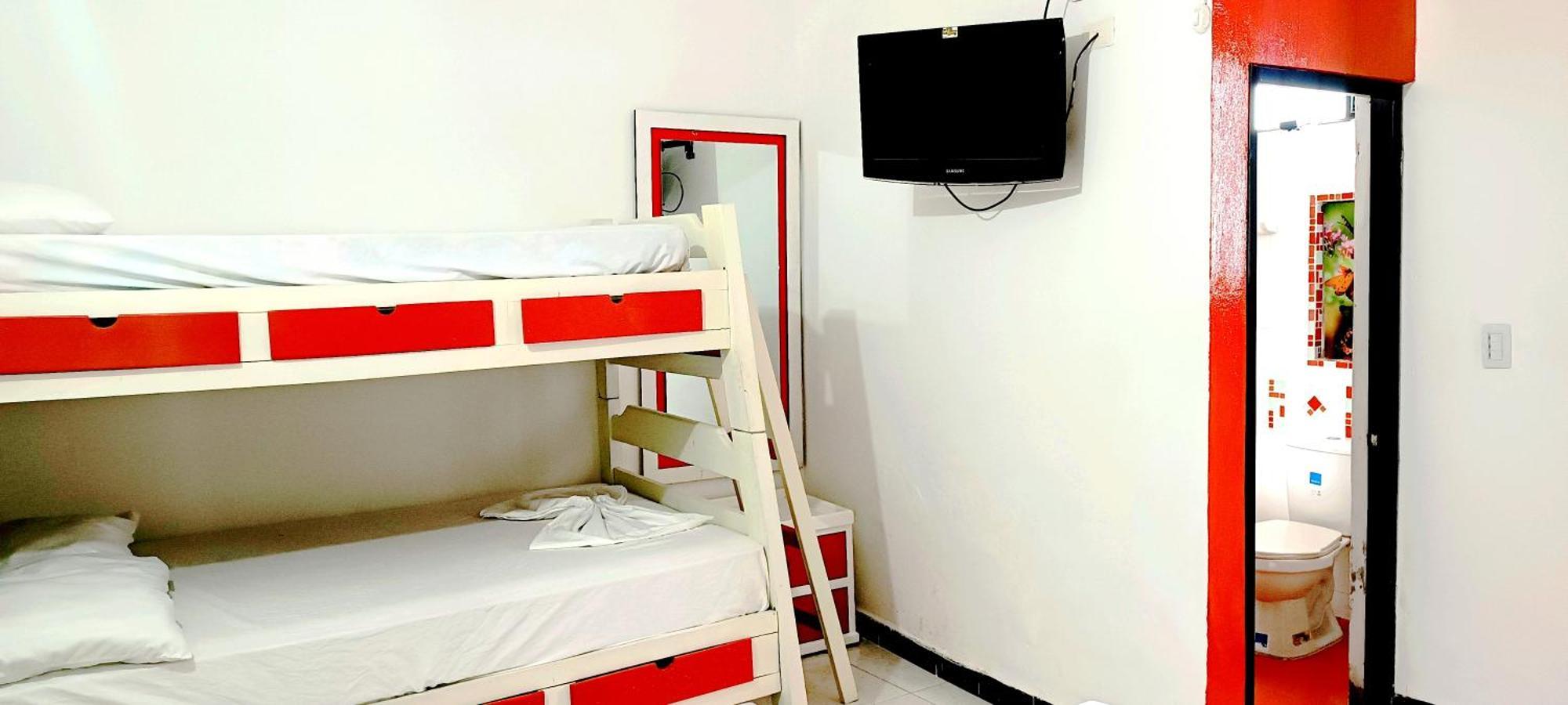 Hospedaje Carmelita โตไกมา ภายนอก รูปภาพ